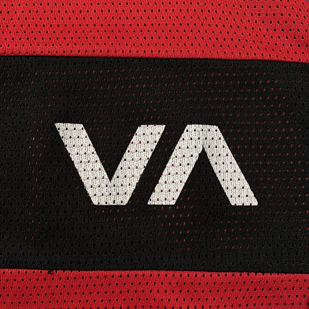 Reversible RVCA mesh tank - Picture 9 of 9